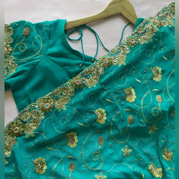 Designer Sona Chaandi sari saree turquoise gold work engagement wedding - Picture 5 of 11